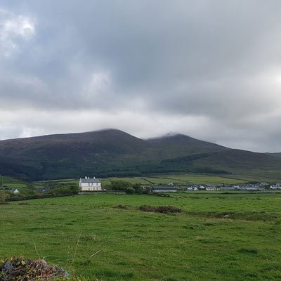 stradbally mountain and beenoskee dingle peninsula Ireland