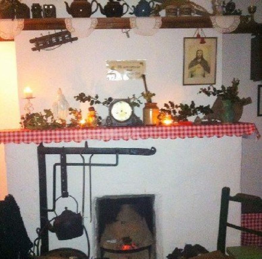 fireplace at tintean ceoil in cloghane